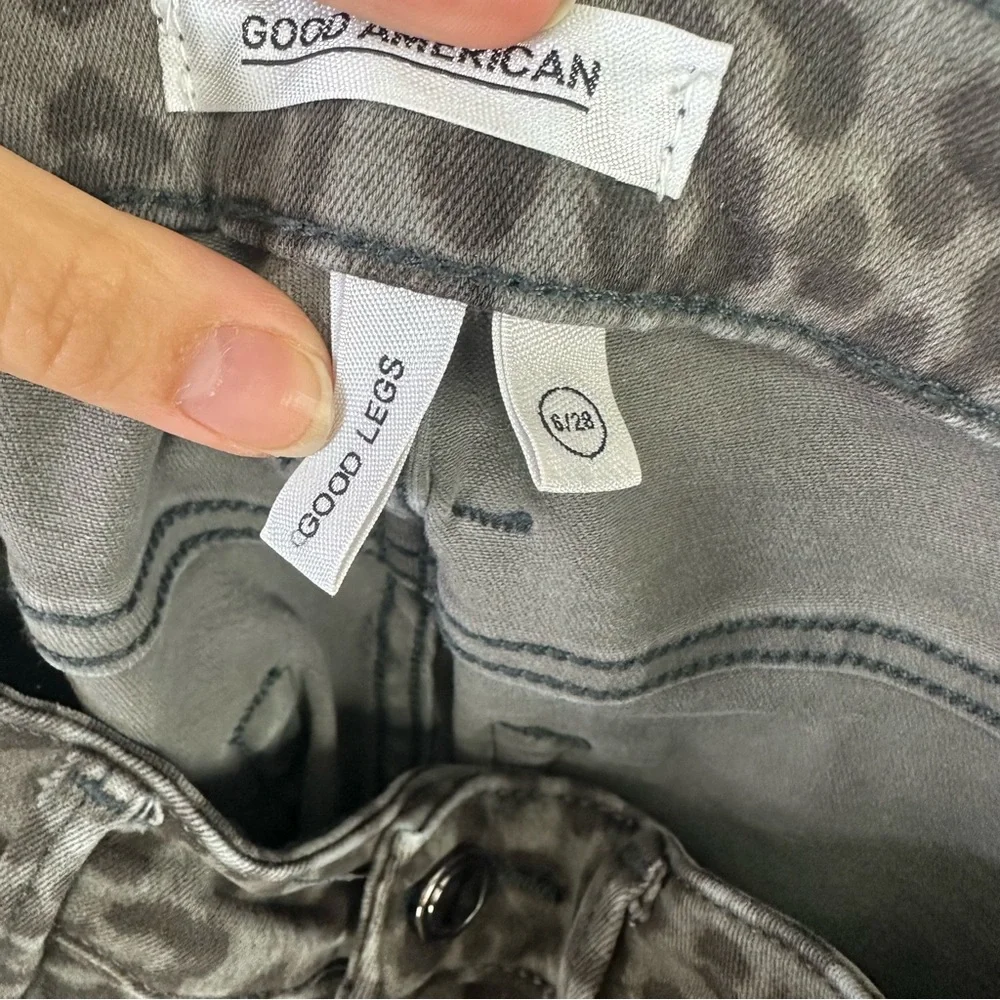 Good American Good Legs Animal Print Jeans - Picture 6 of 10